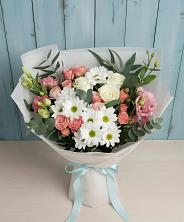 Букет цветов из:  Розы, Лизиантусы и Хризантемы в Каменке Воронежской области