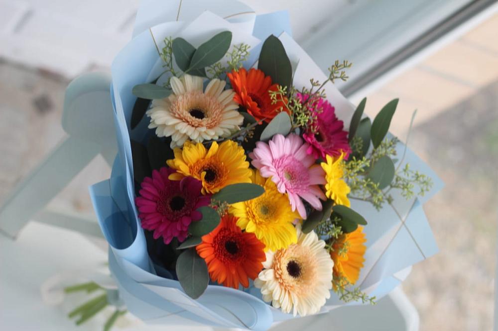 Букет цветов из: Герберы в Каменке Воронежской области