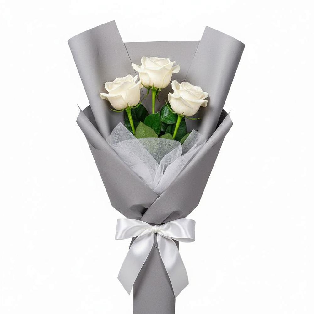 Букет 3 белые розы в Каменке Воронежской области