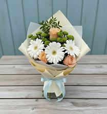 Букет цветов из:  Герберы, Розы и Хризантемы в Каменке Воронежской области