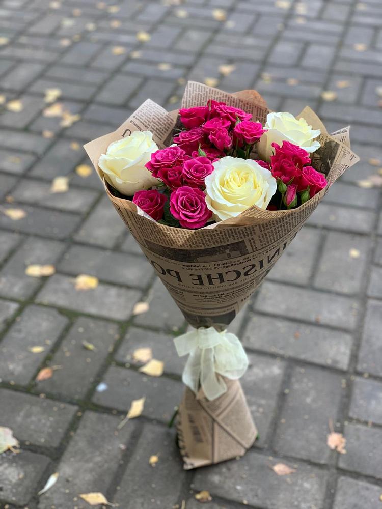 Букет цветов из: Розы в Каменке Воронежской области