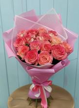 Букет 15 Розовых роз Равель в Каменке Воронежской области
