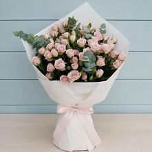 Букет цветов из:  Розы в Каменке Воронежской области
