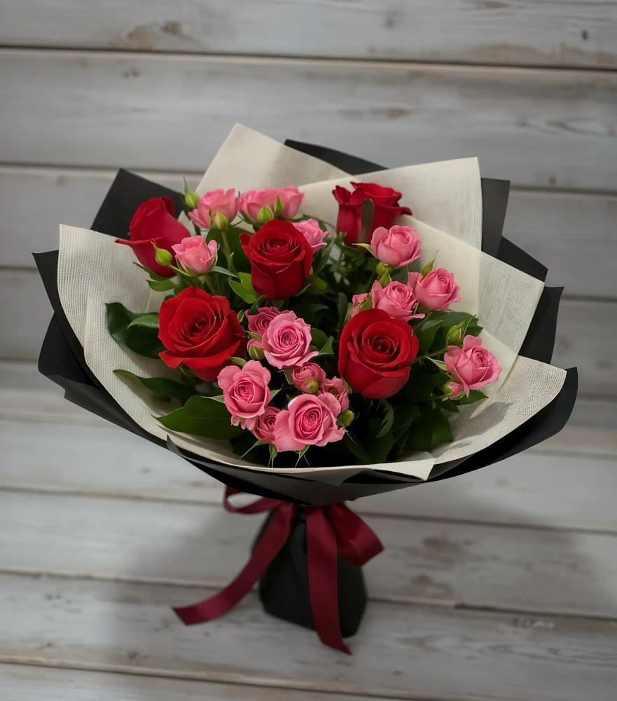 Букет цветов из: Розы в Каменке Воронежской области
