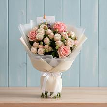 Букет цветов из:  Розы #REPLACE_PRED# Каменке Воронежской области