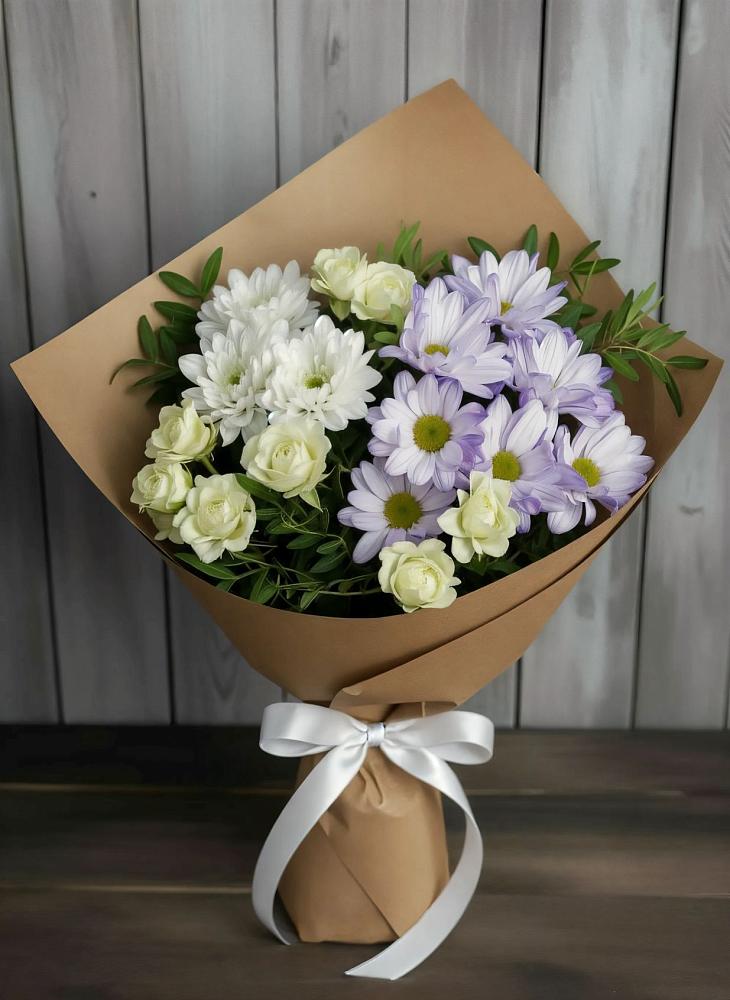 Букет цветов из: Хризантемы и Розы в Каменке Воронежской области